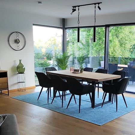 Luxurioeses Penthouse Mit Blick Auf Die Uno-City Und Dem Kaiserwasser. 3Schlafzimmer, 2 Baeder, Privat Lift Ins Apartment Vienna Exterior photo