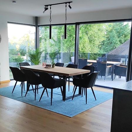 Luxurioeses Penthouse Mit Blick Auf Die Uno-City Und Dem Kaiserwasser. 3Schlafzimmer, 2 Baeder, Privat Lift Ins Apartment Vienna Exterior photo