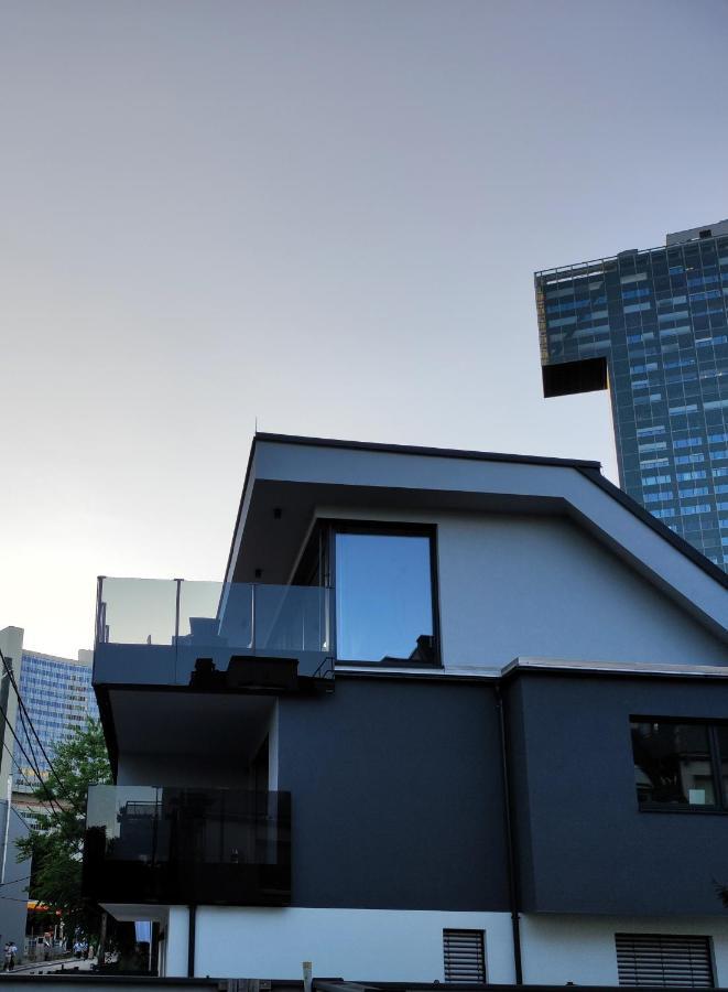 Luxurioeses Penthouse Mit Blick Auf Die Uno-City Und Dem Kaiserwasser. 3Schlafzimmer, 2 Baeder, Privat Lift Ins Apartment Vienna Exterior photo